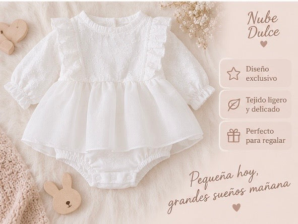 Pelele Vestido de Encaje Blanco con Volantes y Braguita | Nube Dulce