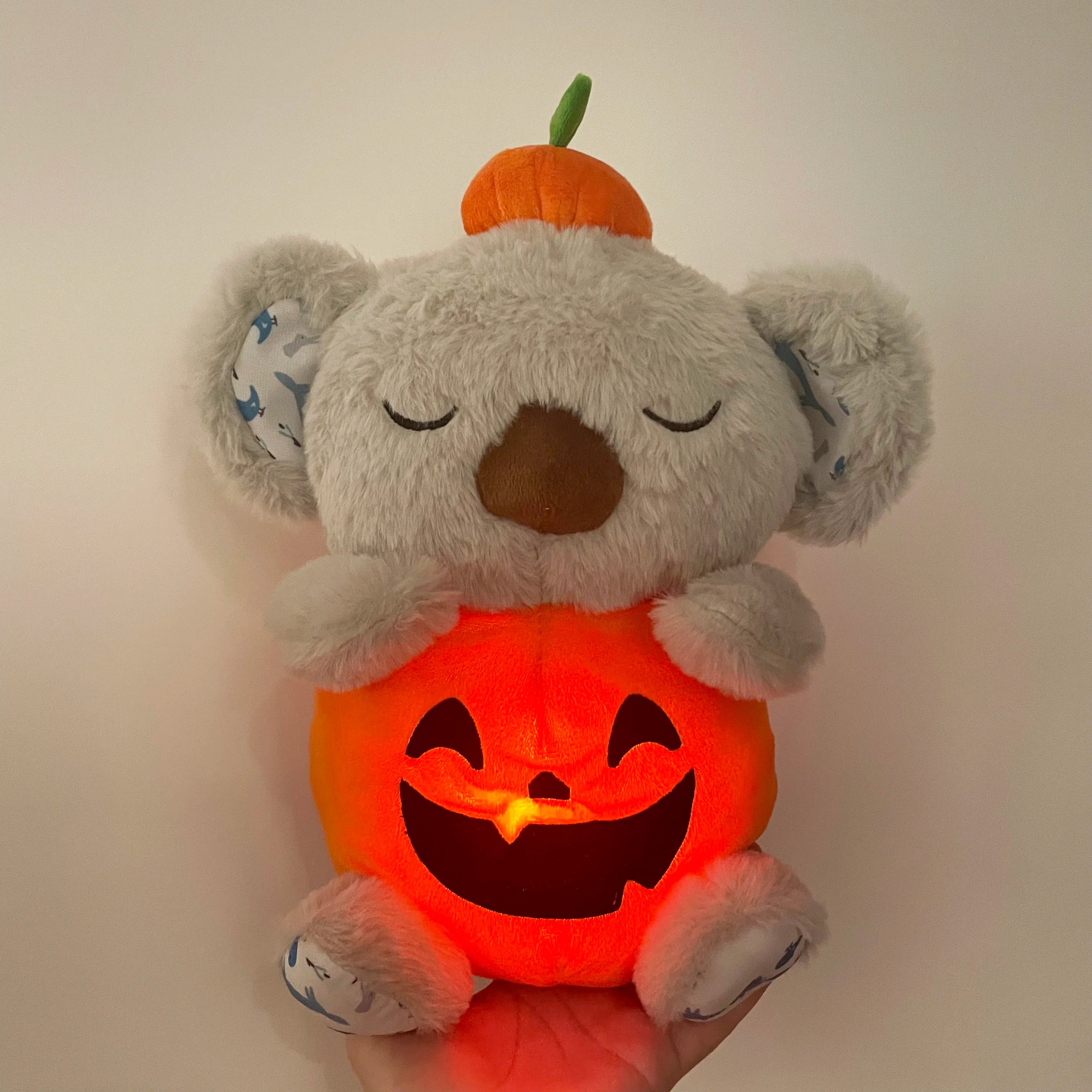 Muñeco con luz osito capibara